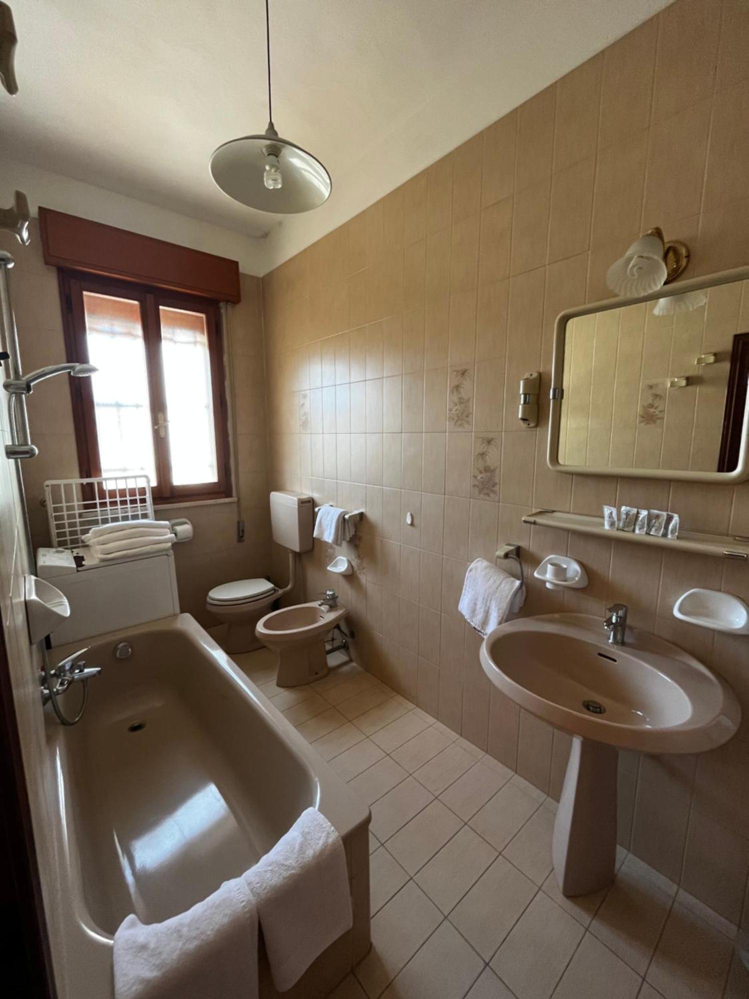 Orlando Apartment Porto Garibaldi Luaran gambar